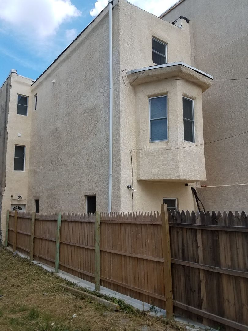 Philadelphia Apartment: 1934 Cecil B Moore Ave