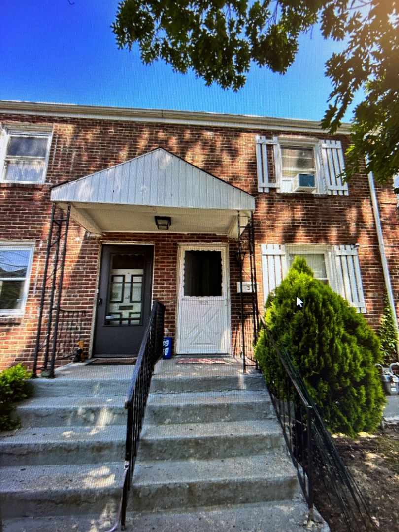 Trenton House: 3 Nordacs St