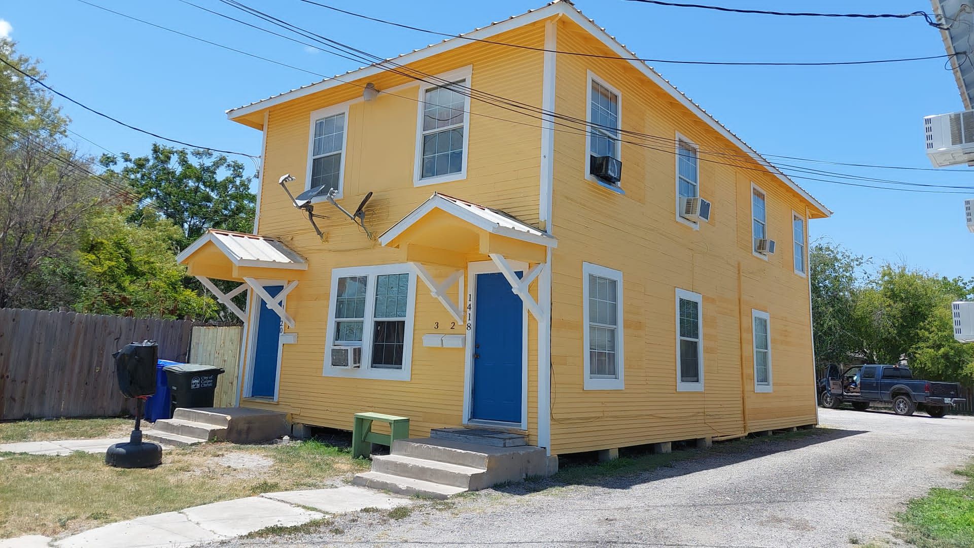 Corpus Christi Apartment: 1416 Craig St