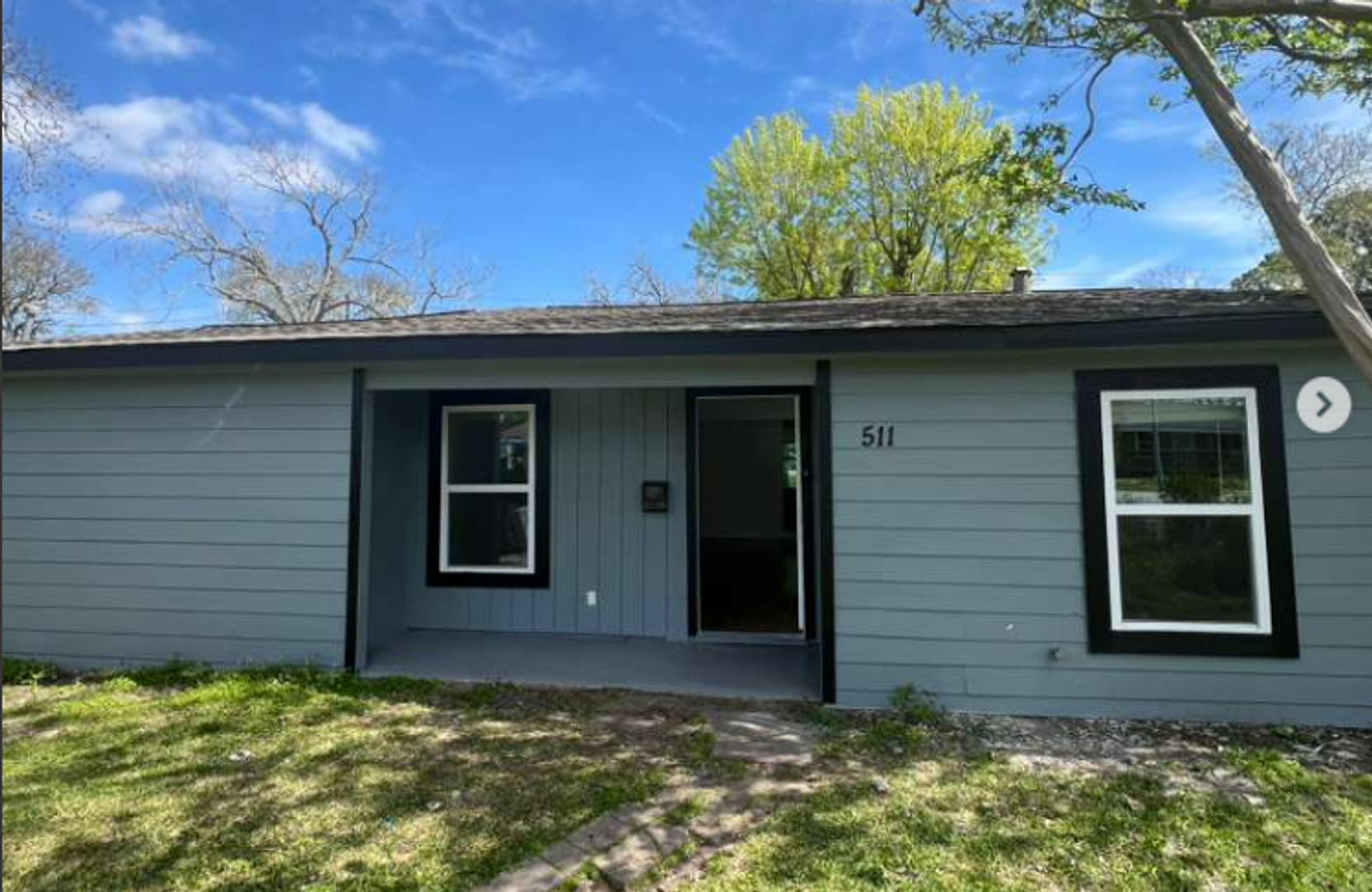 La Porte House: 511 S Kansas St