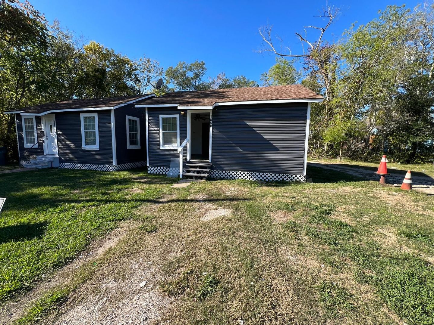 Beaumont Apartment: 690 Avenue E