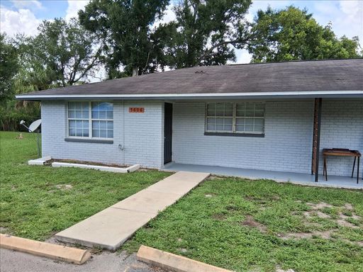 2 Bed Unit For Rent! – photo 1