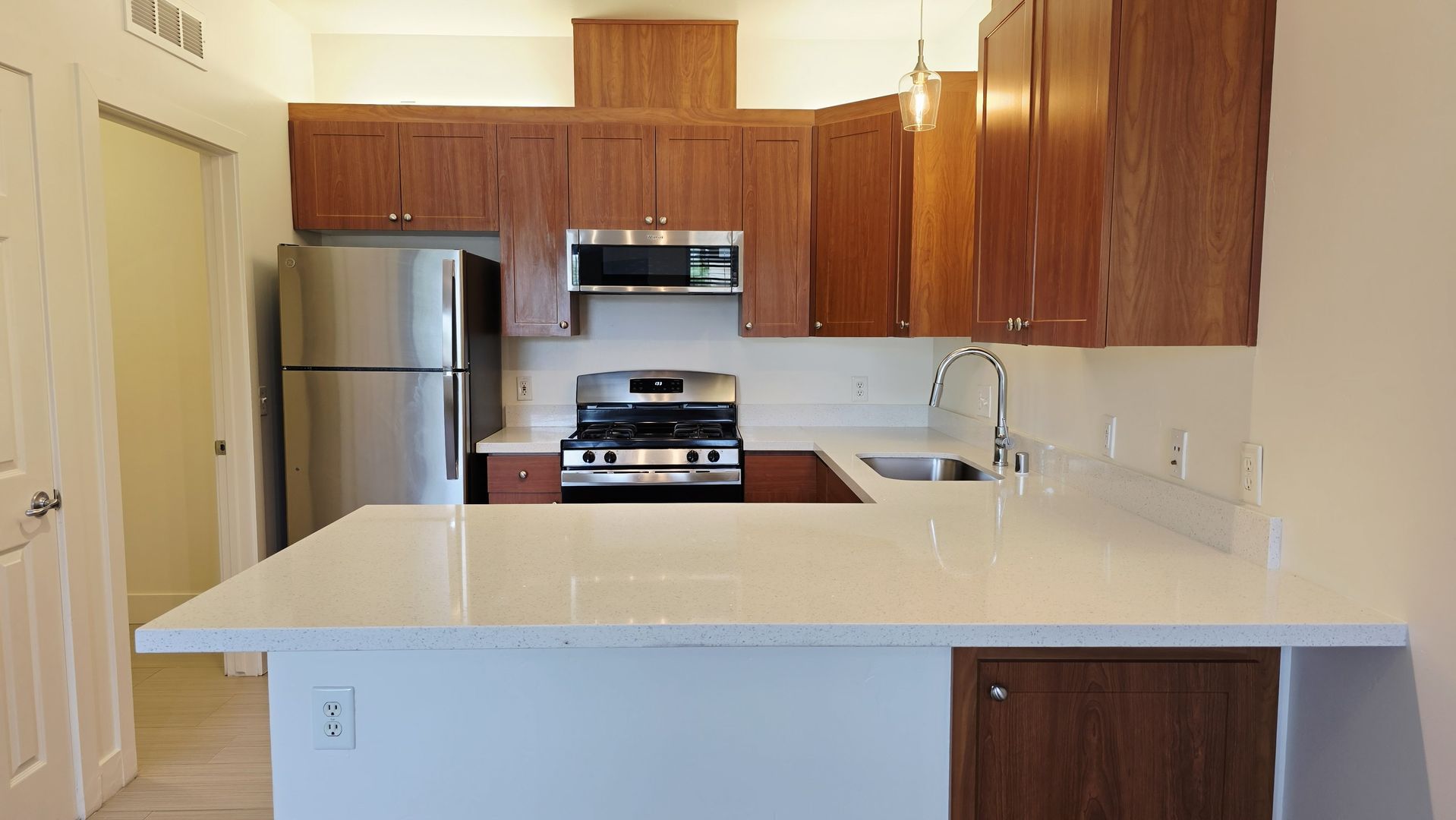 Bakersfield Apartment: 4201 Jewetta Avenue