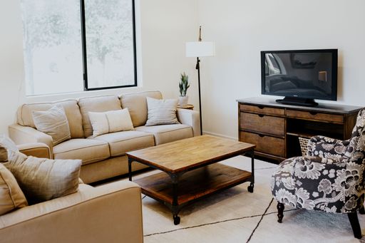 The One Bedroom – photo 1