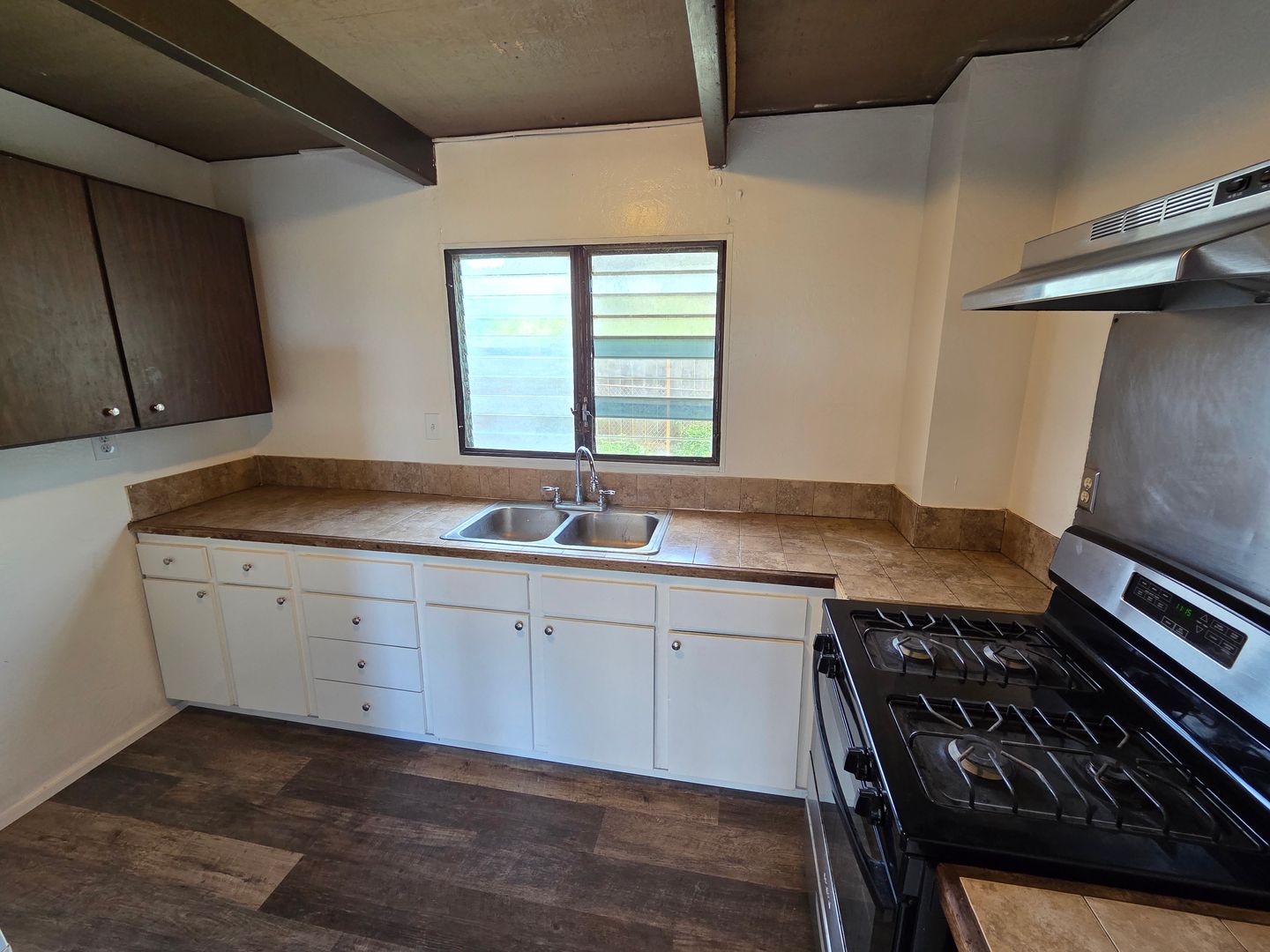 Waianae Townhome: 87-217 Helelua St #1