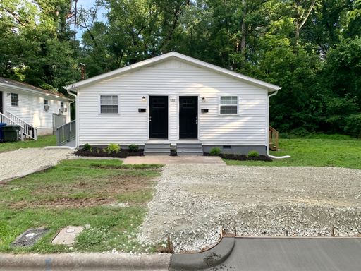 BEAUTIFUL 2 Bedroom, 1 Bath DUPLEX in DURHAM!! – photo 1