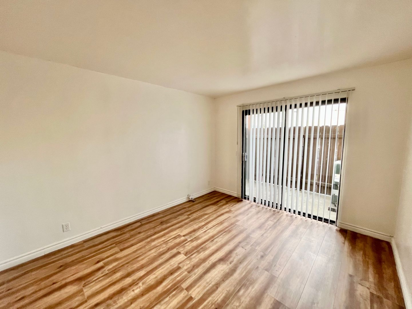 Spring Valley Condo: 3917 Spring Dr - 05