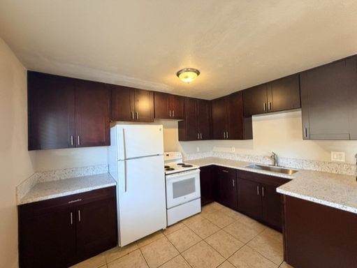 One Month Free Special! Two Bedroom Available Centrally Located With Assigned Parking – photo 1