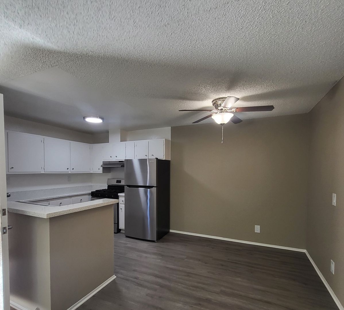 Chula Vista Apartment: 652 Moss St