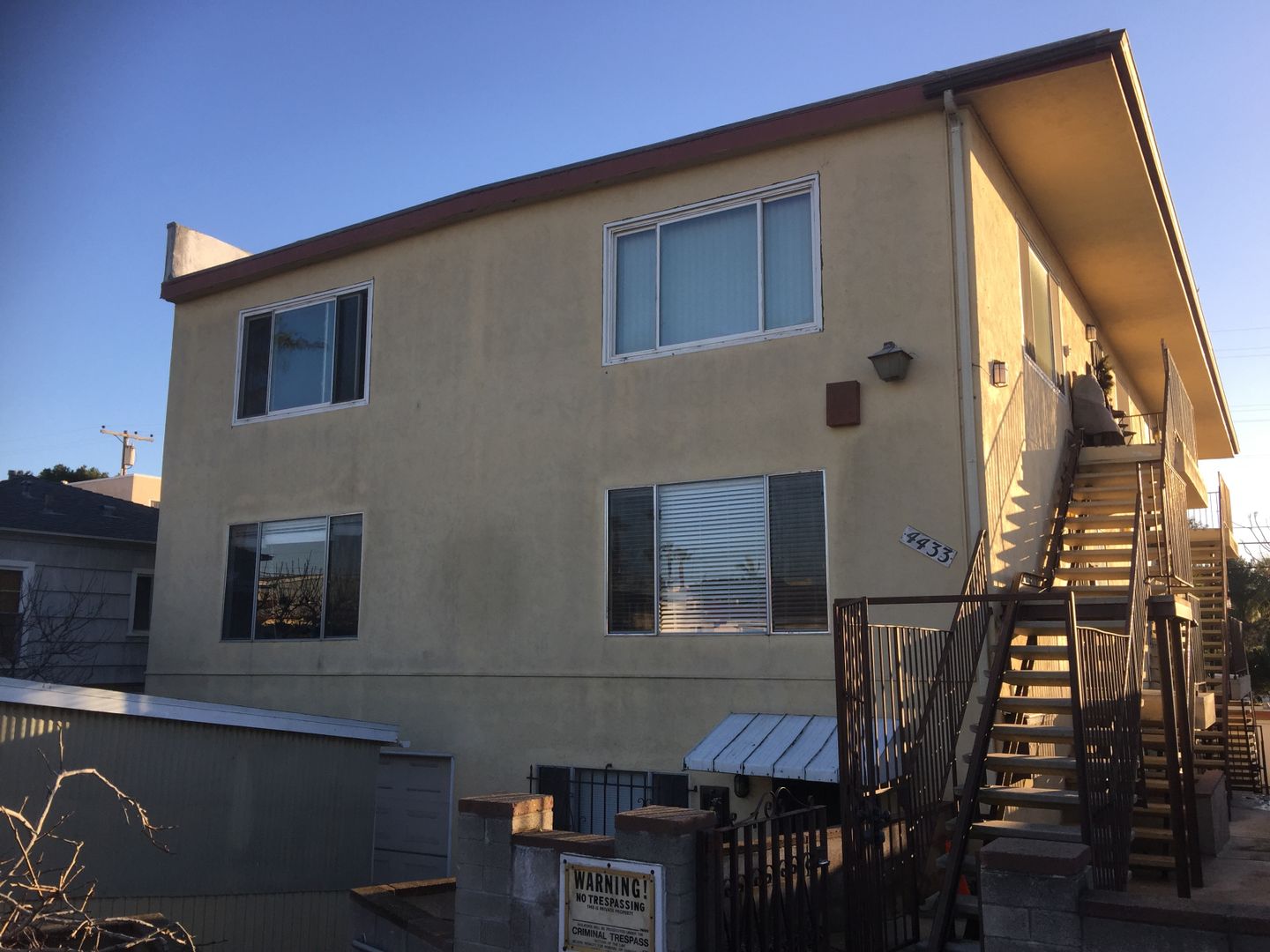 San Diego Apartment: 4433 Montalvo St