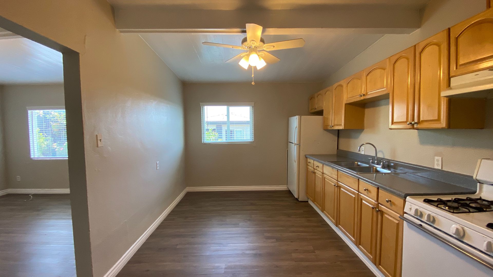 San Diego Apartment: 304-334 65th St, 6433-6463 Shaules Ave, 6434-6464 Sullivan Ave