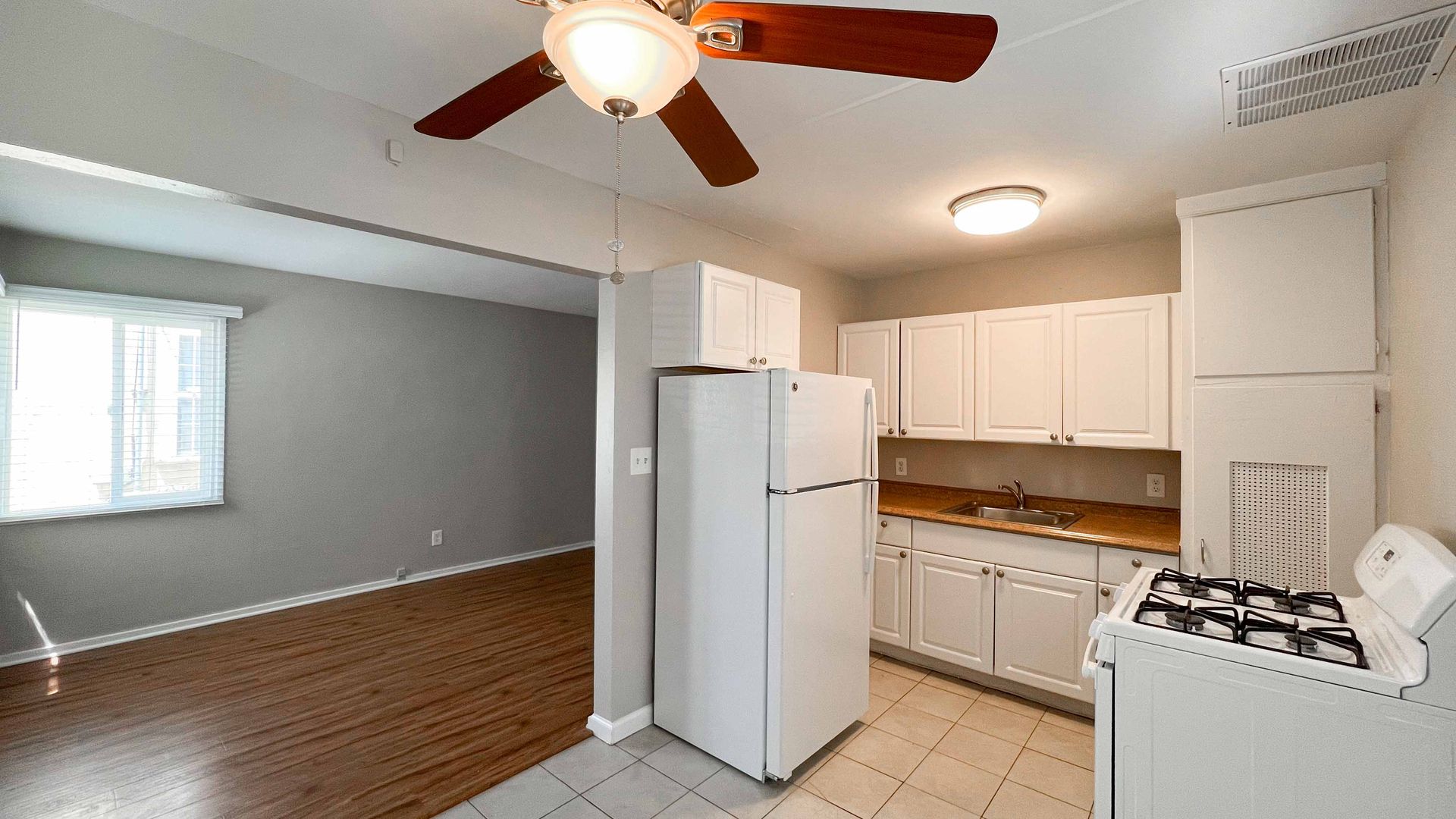 San Diego Apartment: 2450-2456 K St