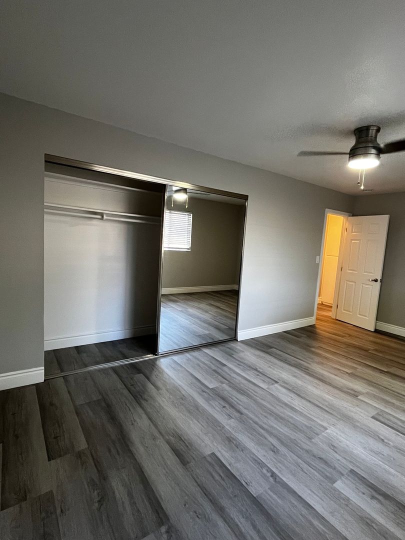 Azusa Apartment: 1345 N San Gabriel Ave