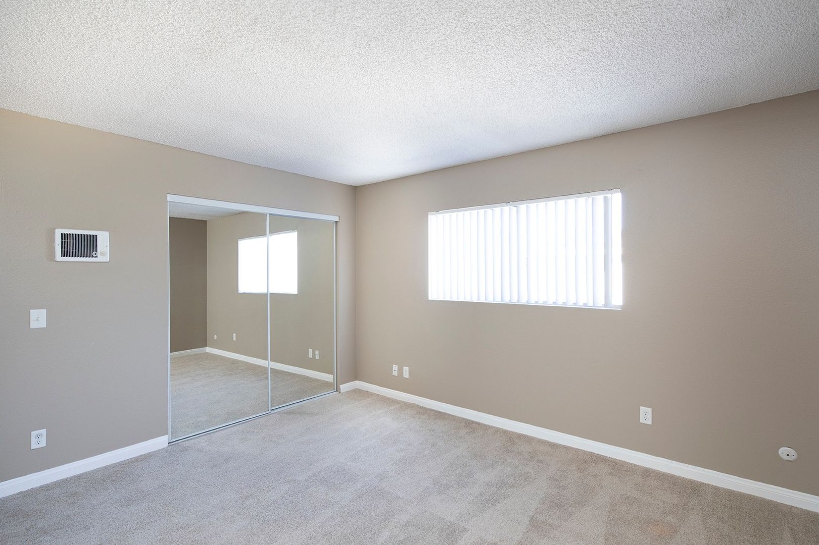 San Diego Apartment: 1435 Elder Ave
