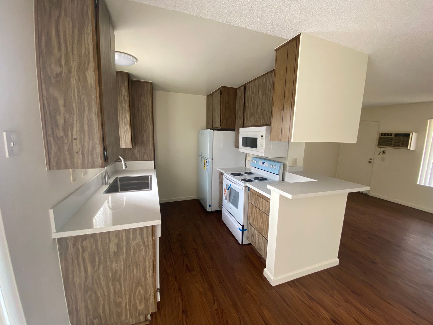 National City Apartment: 1403 F Ave