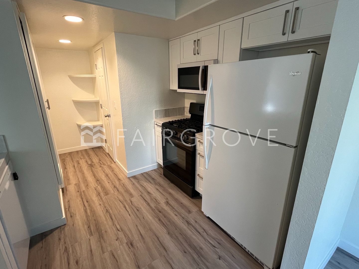 Costa Mesa Apartment: 2522 Elden Ave