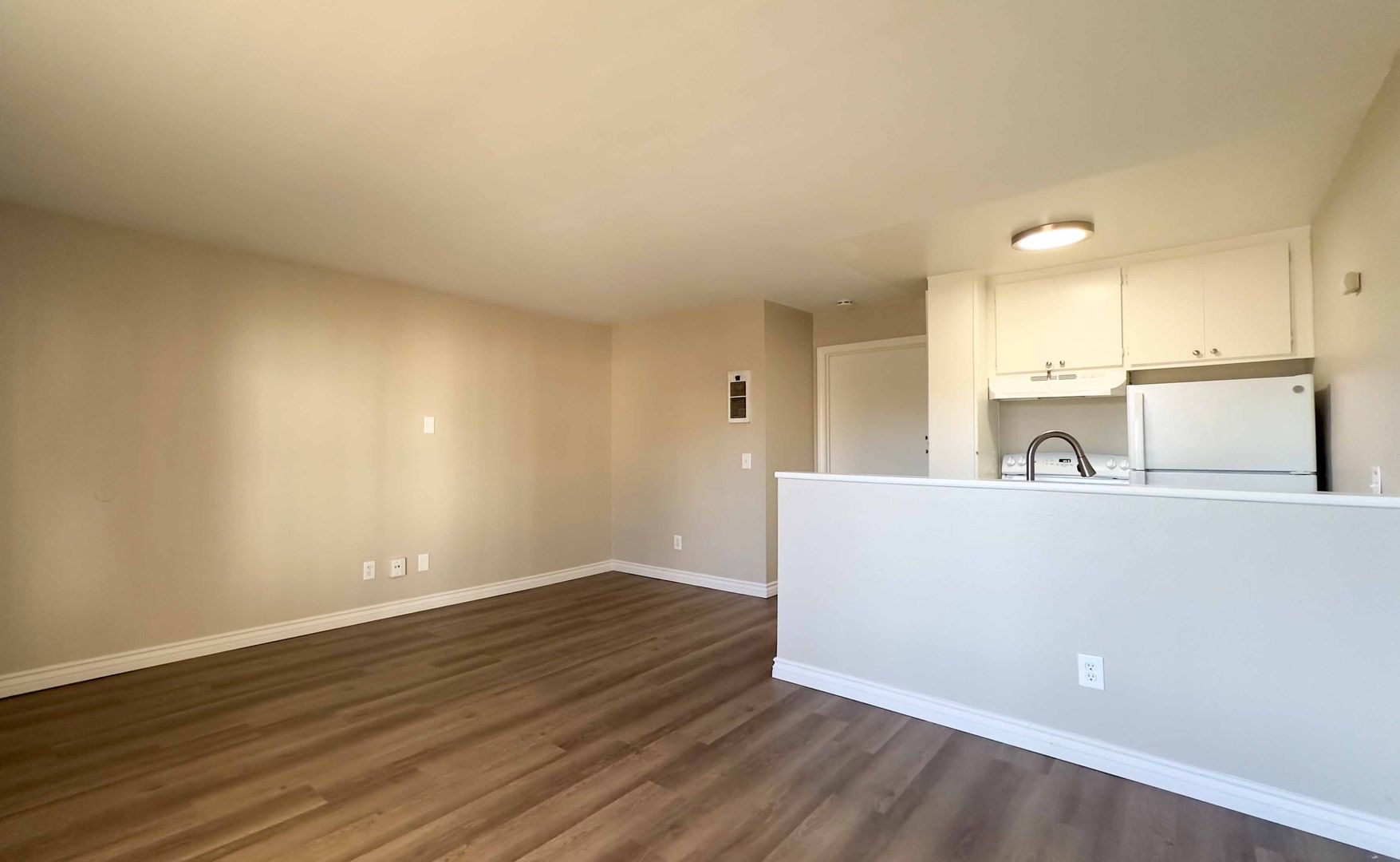 San Diego Apartment: 4138 50th St.