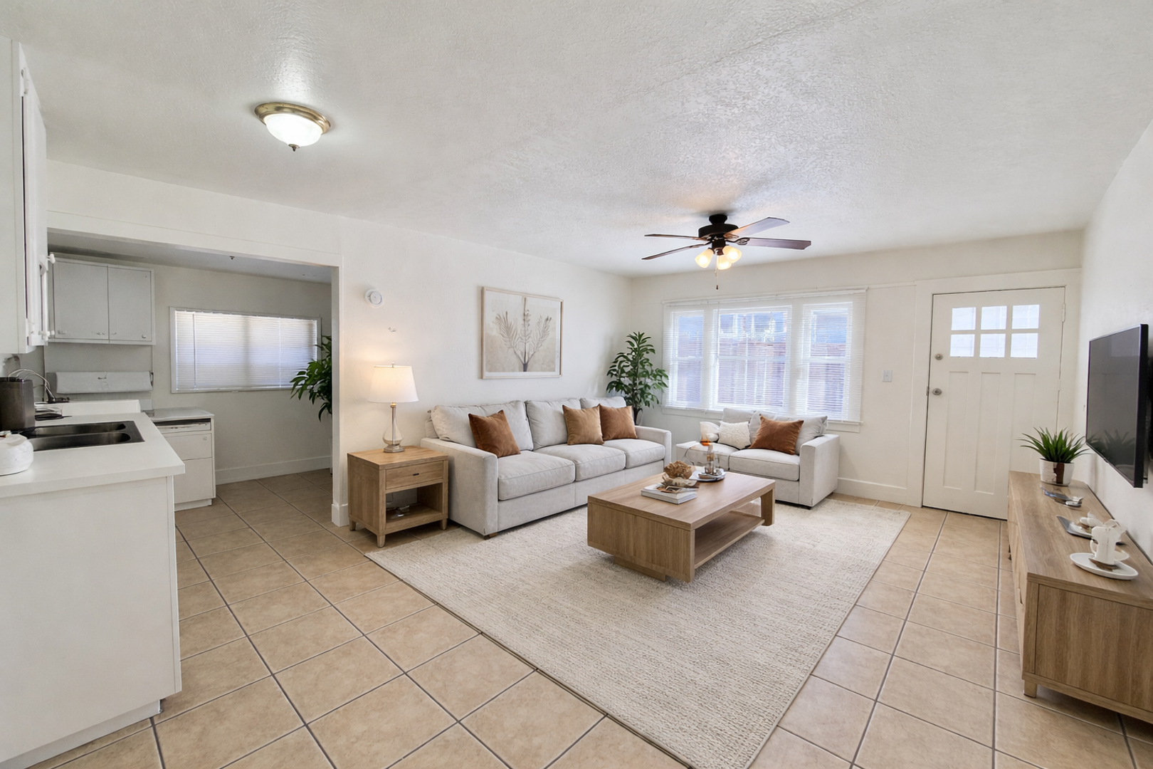 San Diego Condo: 2252 Market St