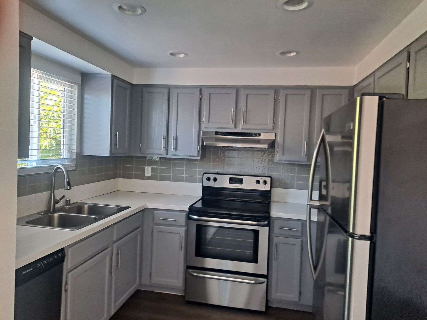 San Diego Apartment: 4735 Bancroft
