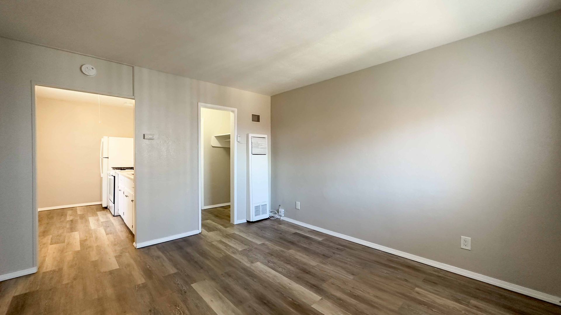 San Diego Apartment: 2143 Franklin Ave