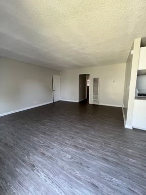 2 Bed 1.5 Bath Rental at 928 W Pine St, Upland, CA – photo 1
