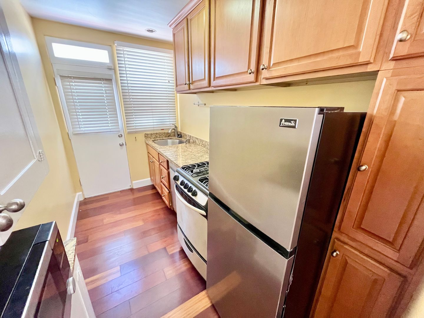 San diego Condo: 4589 Campus Ave