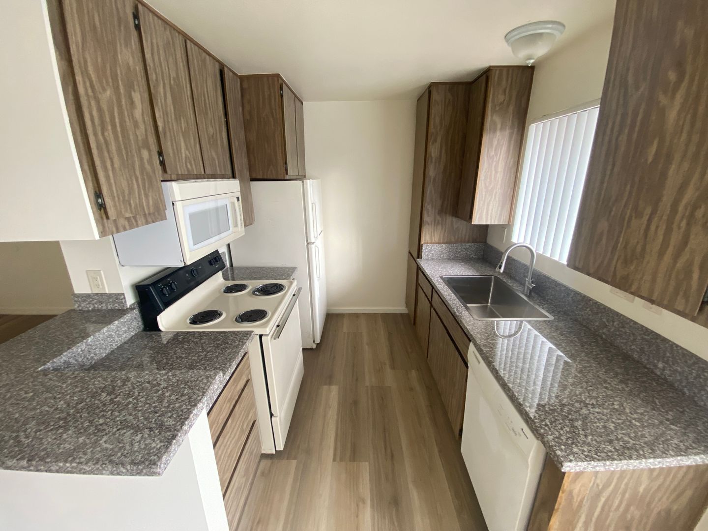 National City Apartment: 1403 F Ave