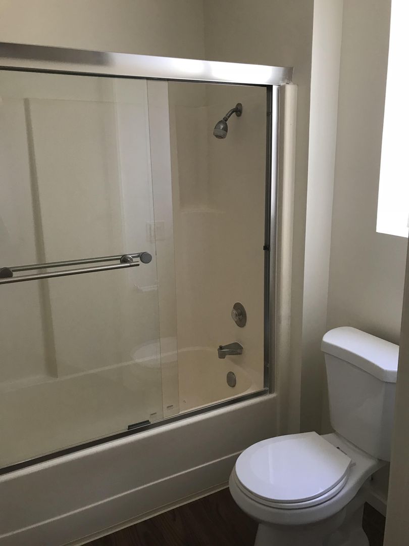 National City Apartment: 1403 F Ave