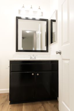 Listing photo thumbnail