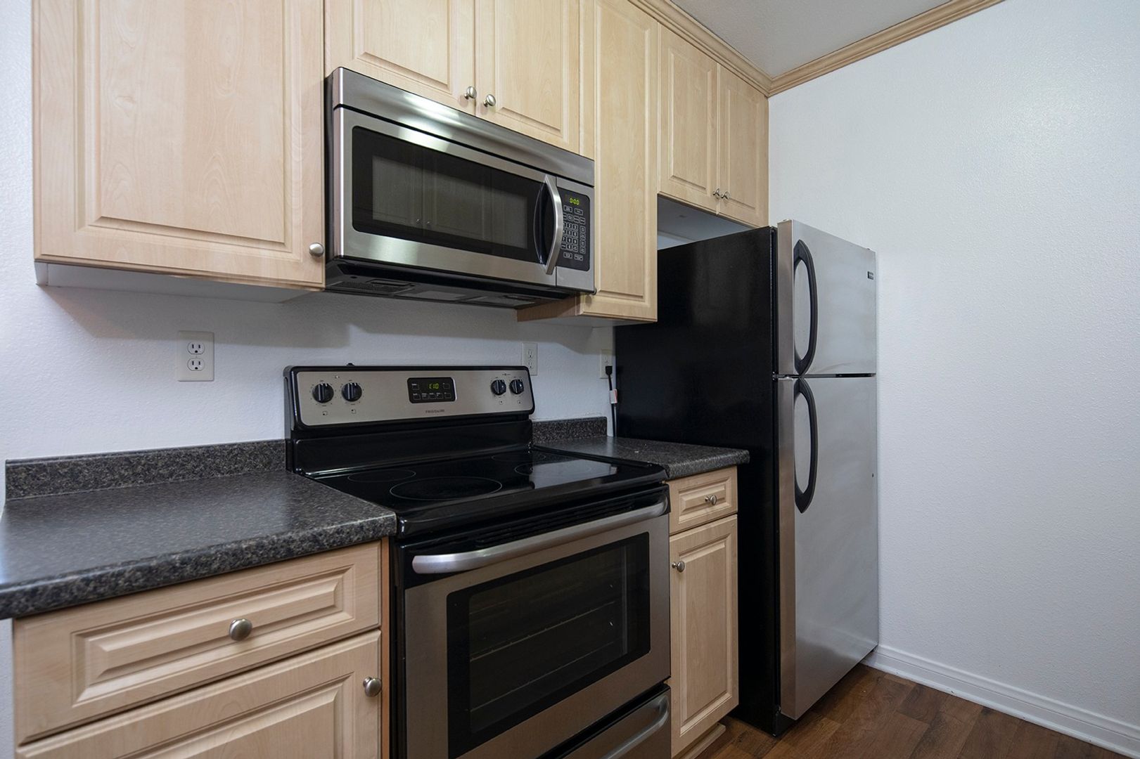 San Diego Apartment: 1435 Elder Ave