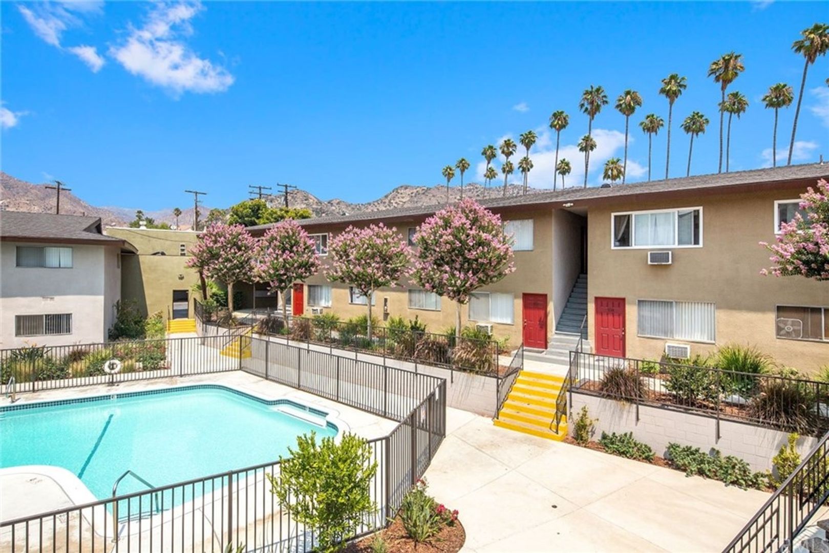 Azusa Apartment: 1381 N San Gabriel Canyon Rd