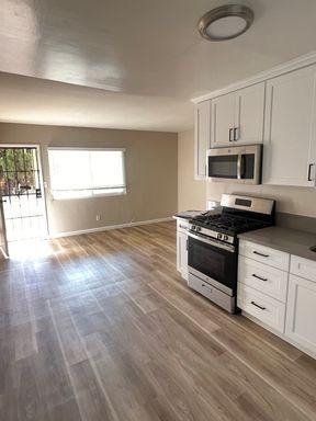 1236 N. Westmoreland, #2, Los Angeles, CA 90029