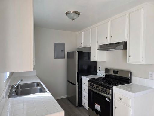 13072 Casa Linda Ln-14, Garden Grove, CA 92844