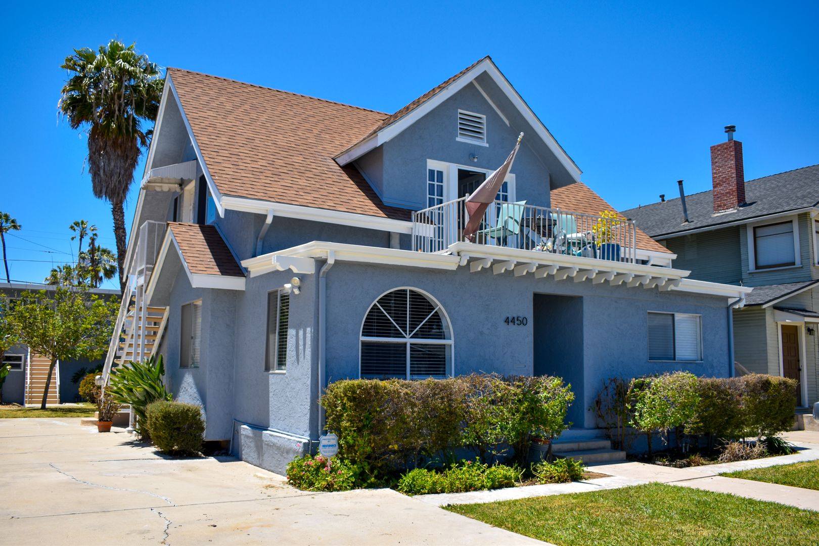 San Diego Apartment: 4450 - 4452 Campus Avenue