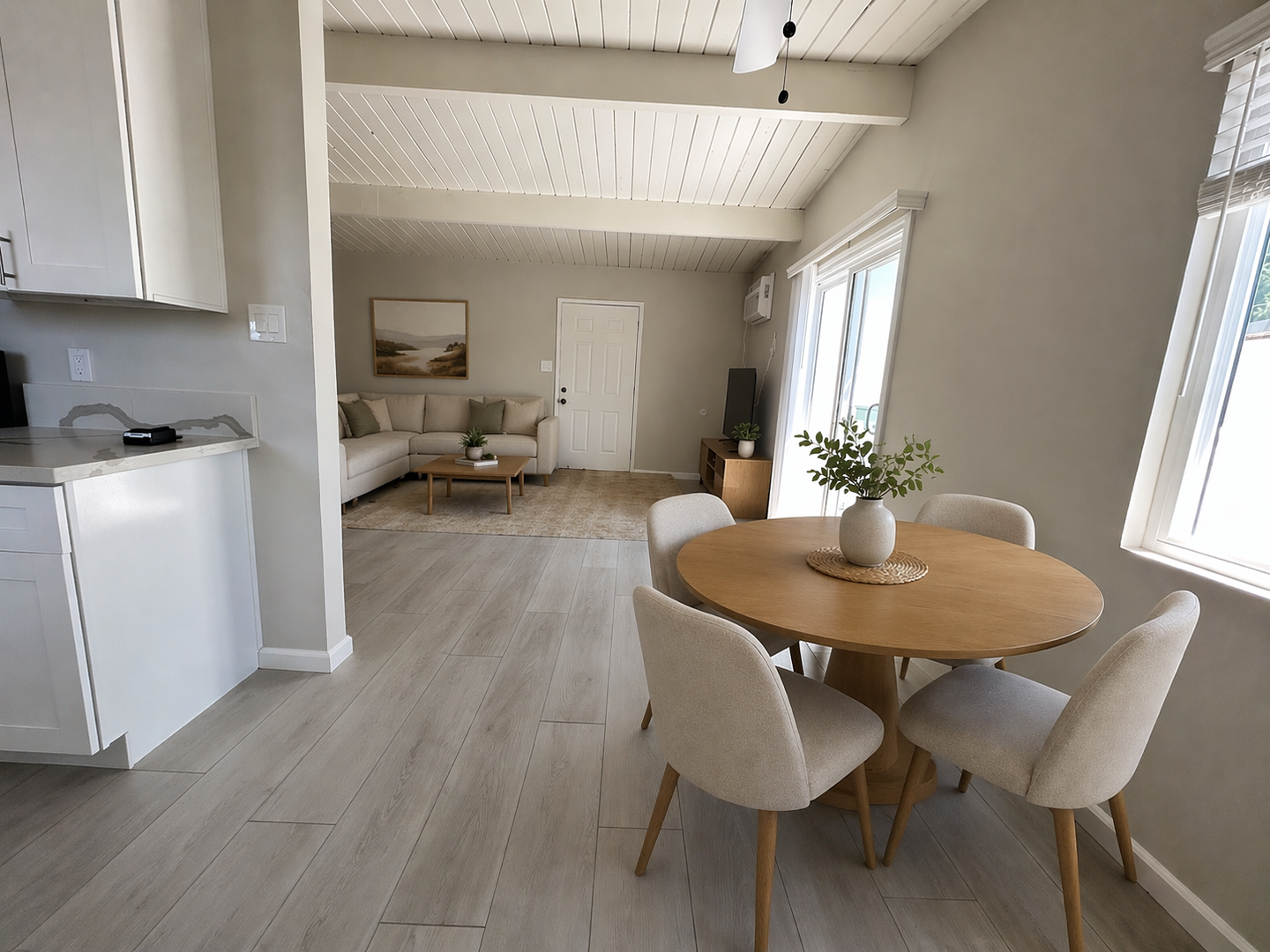 Costa Mesa Apartment: 311 W Wilson St