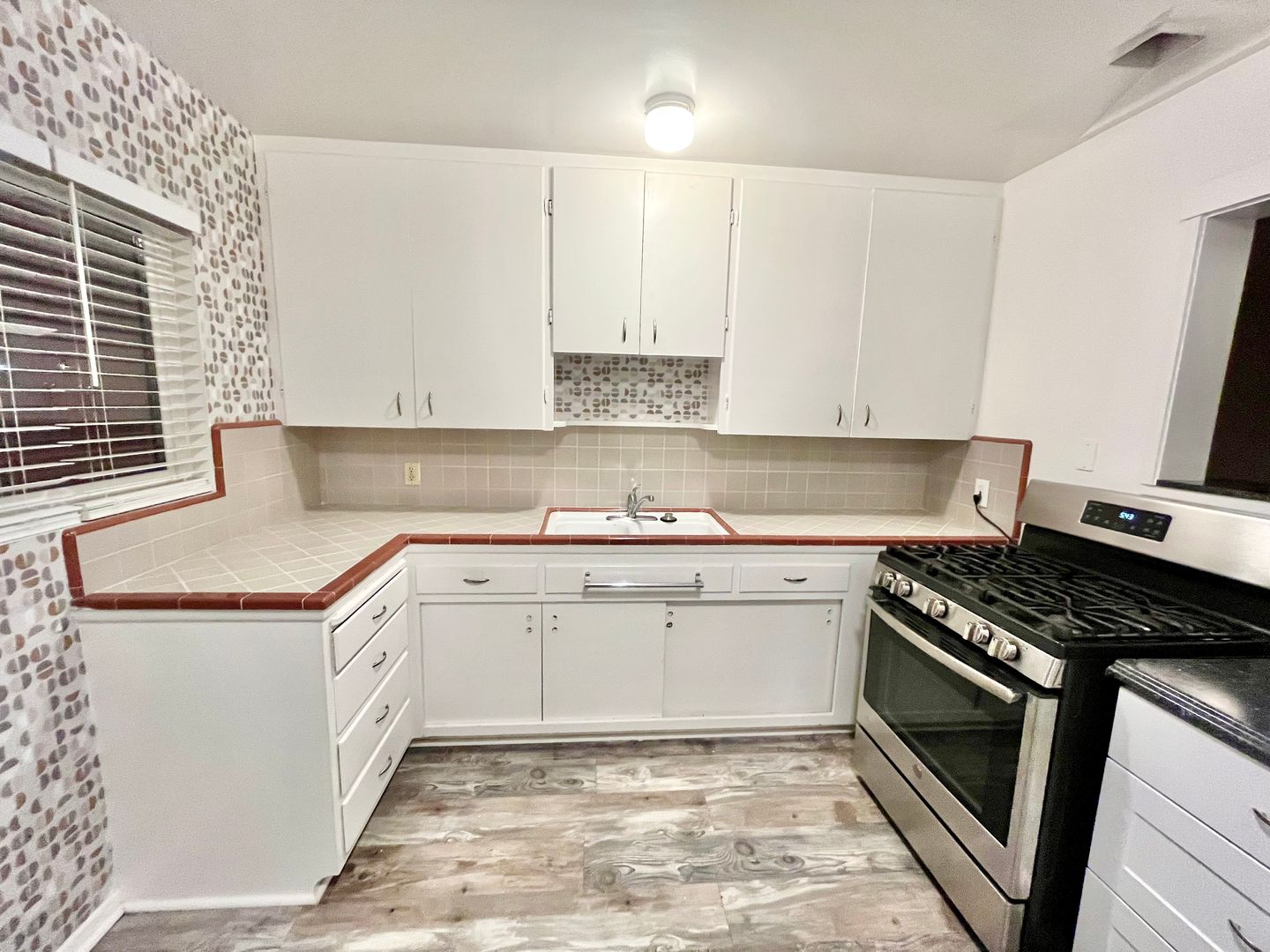 San Diego Condo: 2958 Ivy Street