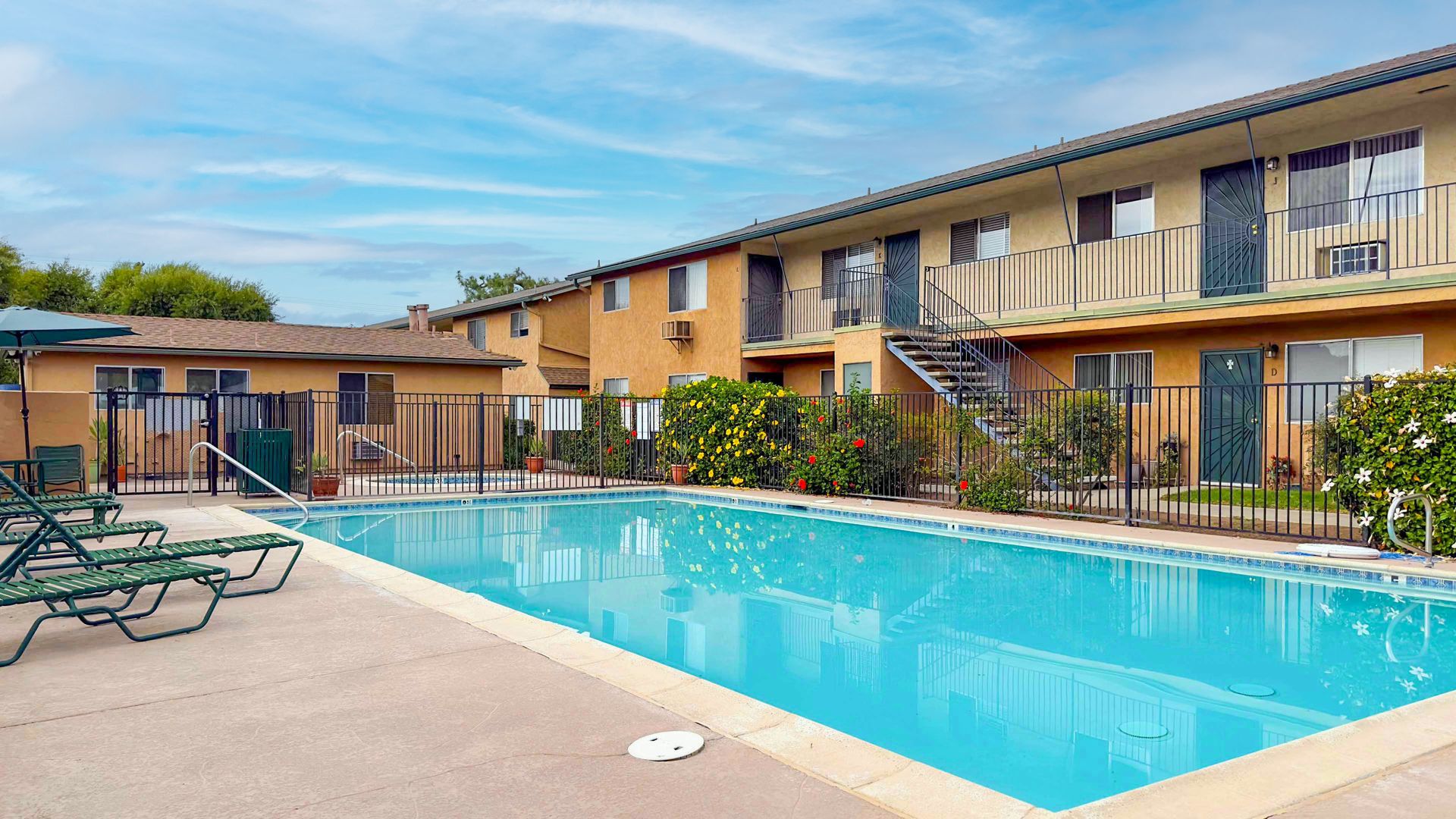 El Cajon Apartment: 420-470 Jamacha Road