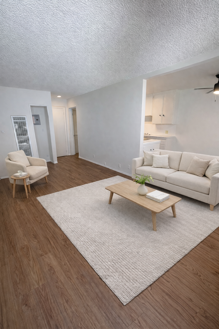 Playa Del Rey Apartment: 7832 W Manchester Ave