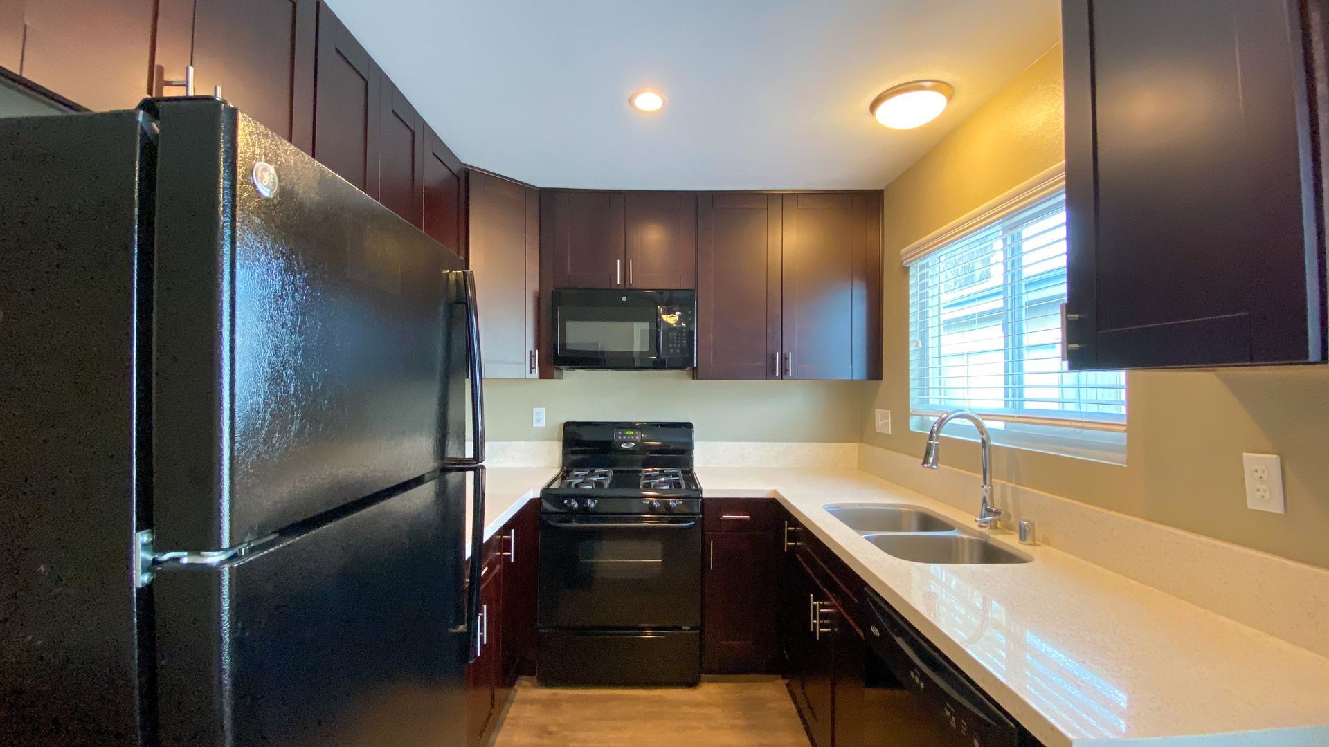 San Diego Apartment: 3859 46th Street