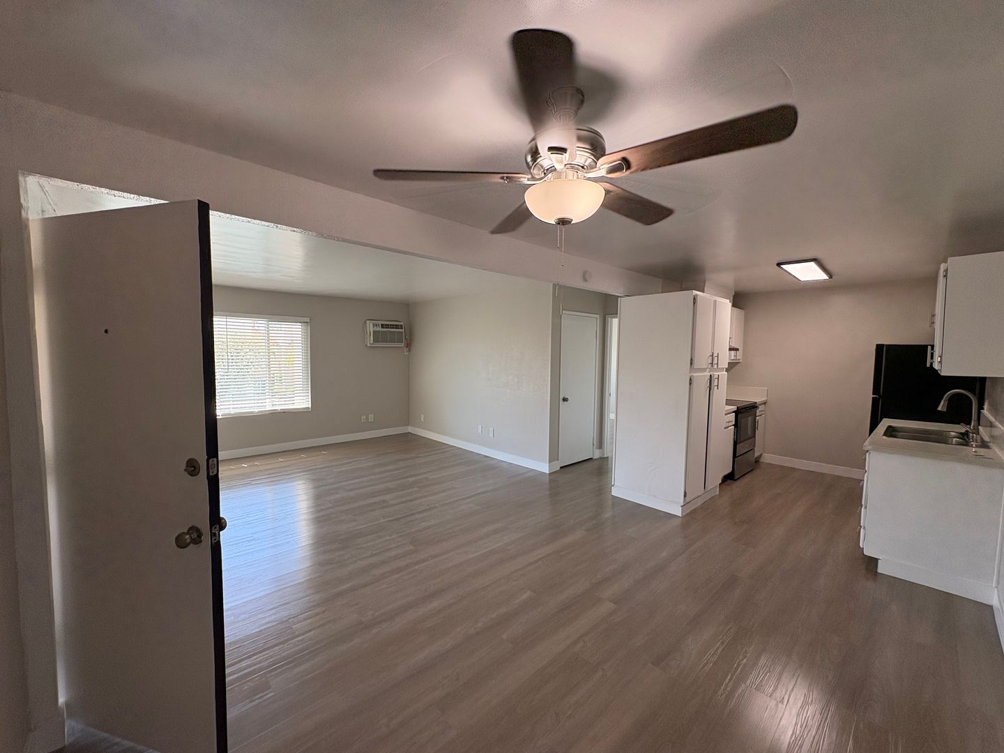 Anaheim Apartment: 1251 N Placentia Ave