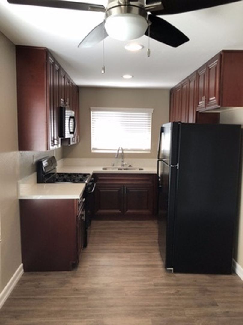 San Diego Apartment: 4067 47th Street