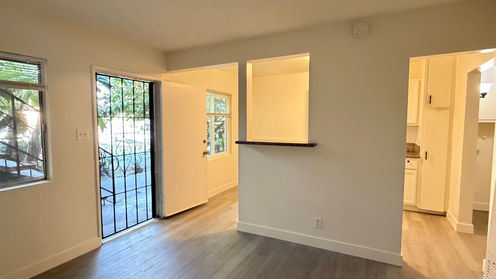 Bell Gardens Apartment: 5804 Gage Ave