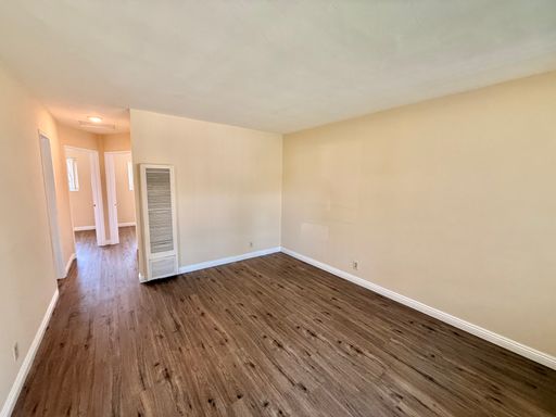 Listing photo thumbnail