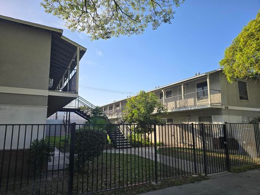 116 S. Orange Ave. #D, Santa Ana, CA 92701