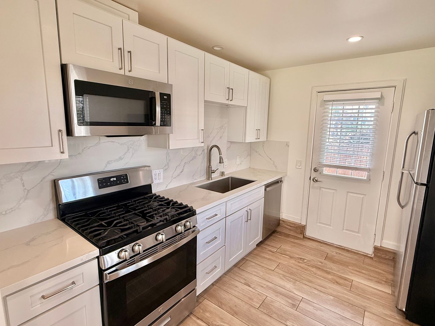 Oceanside Apartment: 801 S Cleveland St