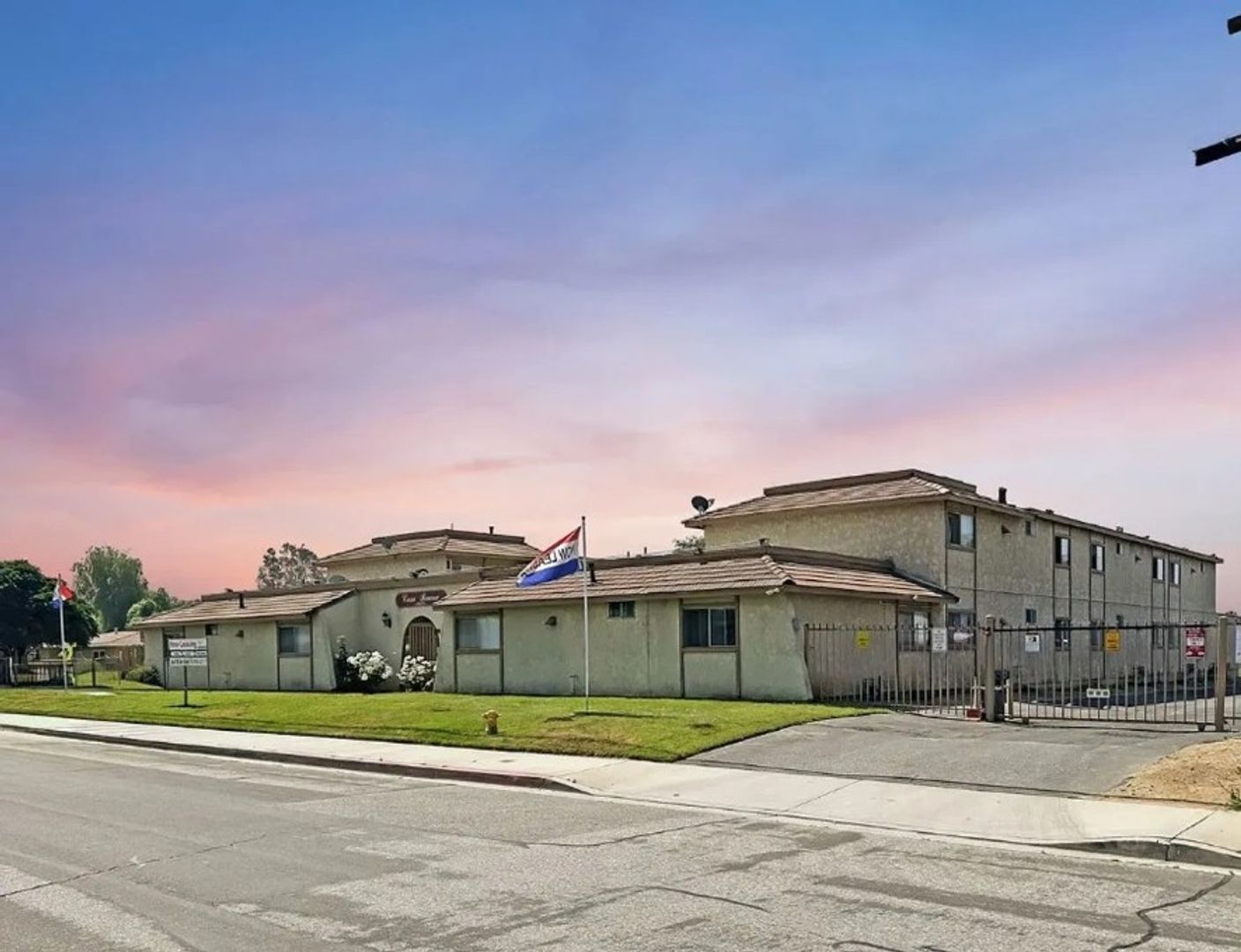 Moreno Valley Apartment: 24271 Webster Ave