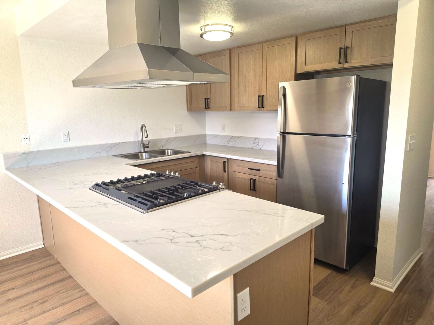 Imperial Beach Apartment: 1300 Holly Avenue