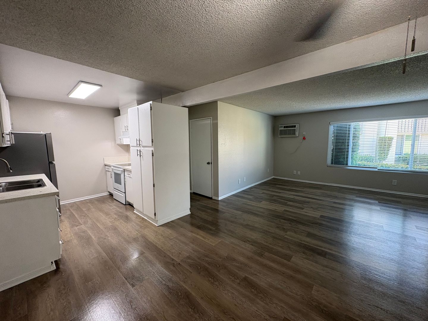 Anaheim Apartment: 1251 N Placentia Ave