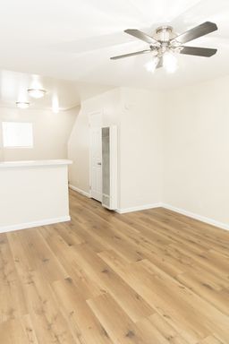 Listing photo thumbnail