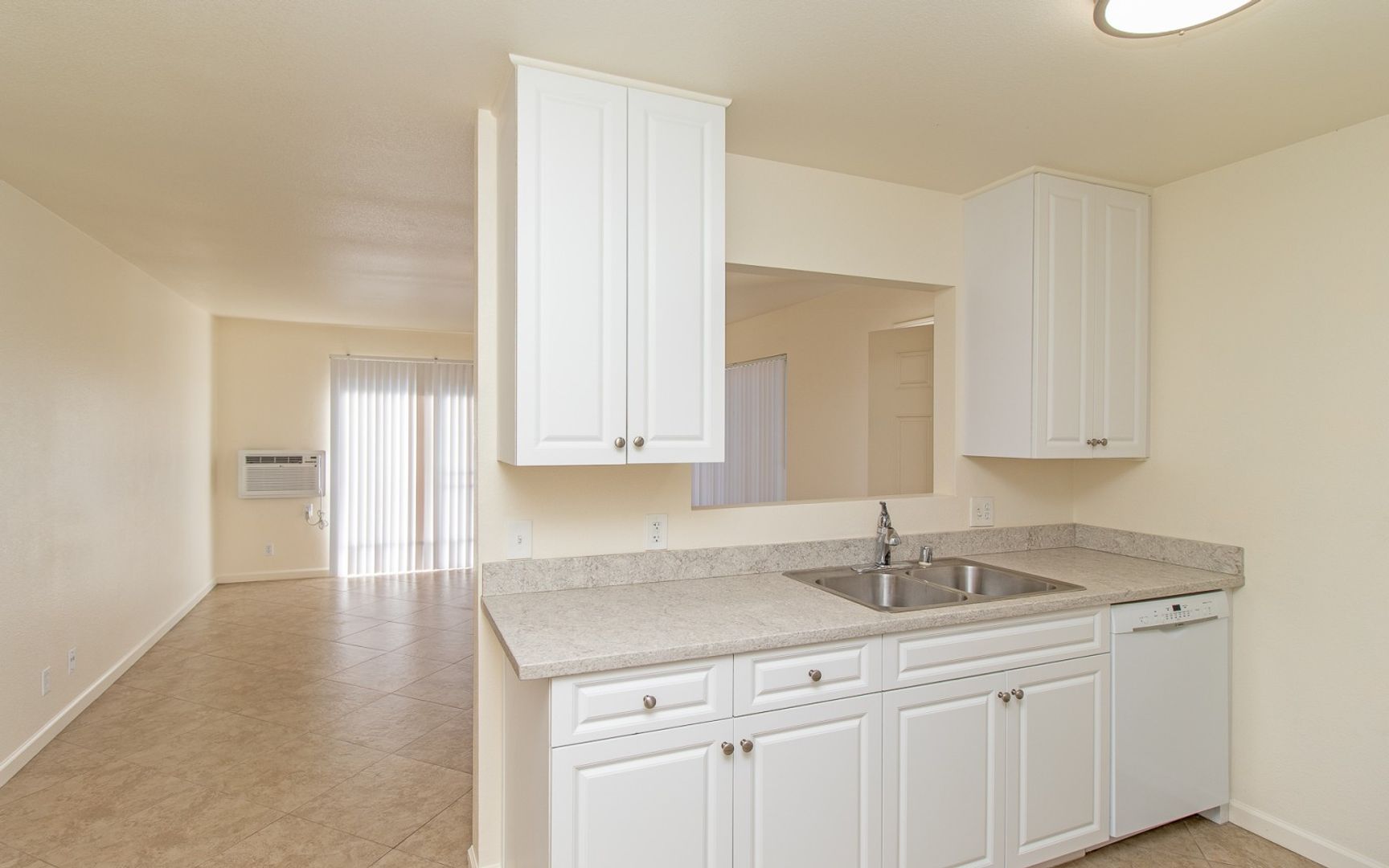 Vista Apartment: 235 Pala Vista Dr